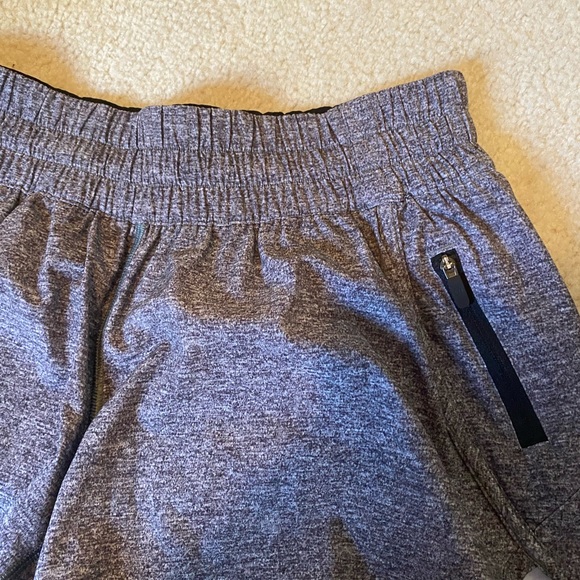 Lululemon | Track That Short - Picture 2 of 4